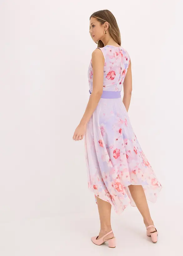 Abito di chiffon con fondo a punte e cintura da annodare, bonprix