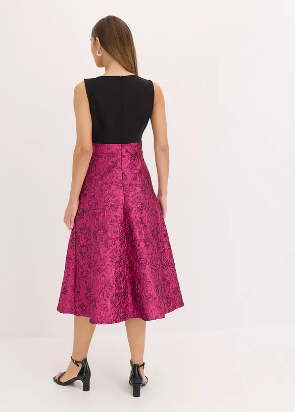 Abito midi con gonna in jacquard lucido, bonprix
