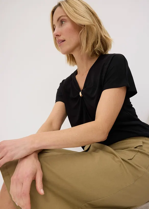 Maglia con anello decorativo, bonprix