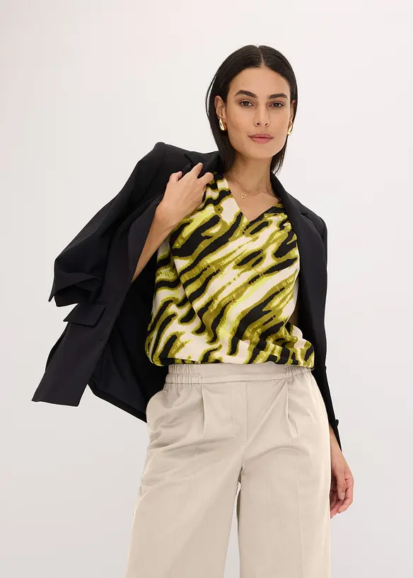 Top in jersey con pieghe plissettate e spalline imbottite, bonprix
