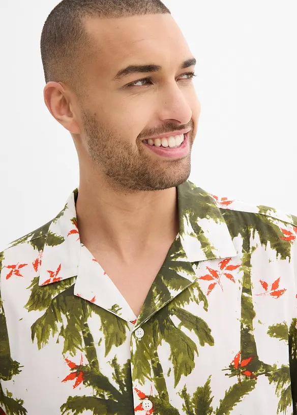 Camicia a maniche corte in viscosa, loose fit, bonprix
