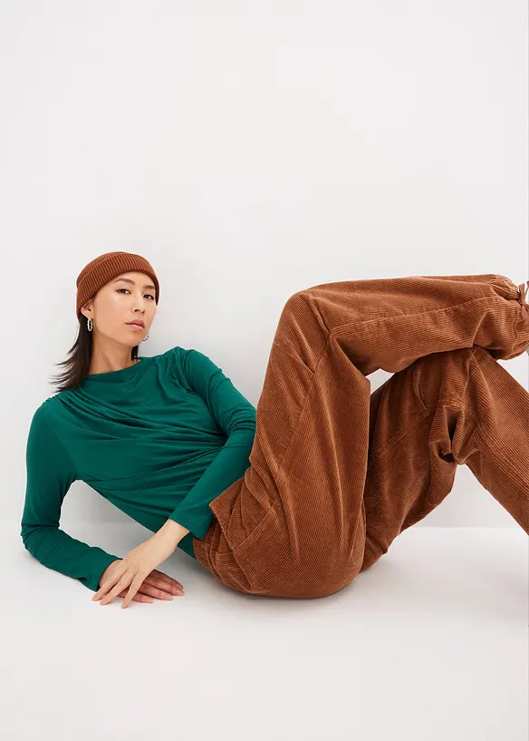 Pantaloni in velluto a coste di misto cotone elasticizzato, bonprix