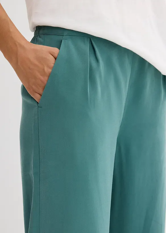 Pantaloni cropped in morbido misto viscosa, bonprix