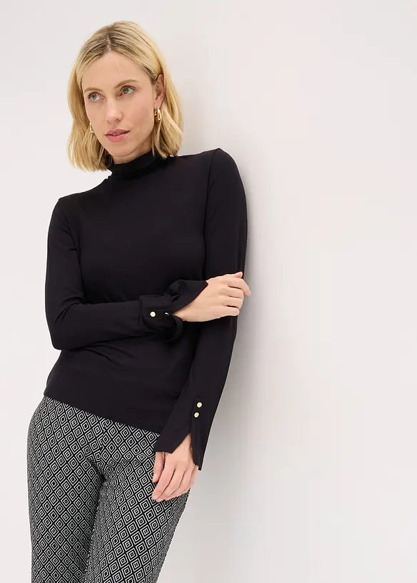 Maglia dolcevita con bottoni decorativi, bonprix