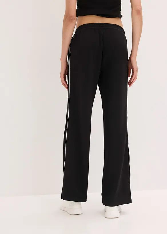 Pantaloni funzionali da jogging con bottoni, ad asciugatura rapida, bonprix