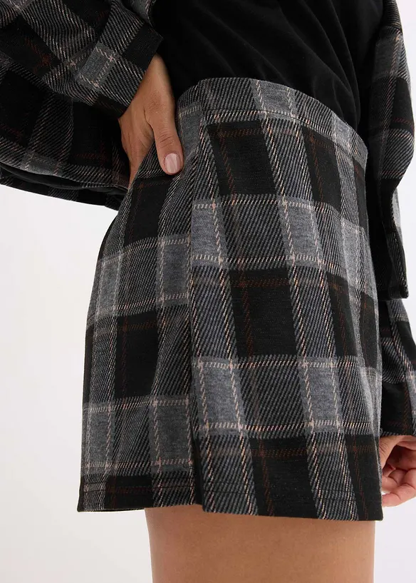 Gonna-pantalone corta con bottone gioiello, bonprix