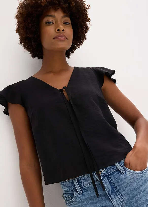 Blusa con effetto lucido e maniche a volant, bonprix