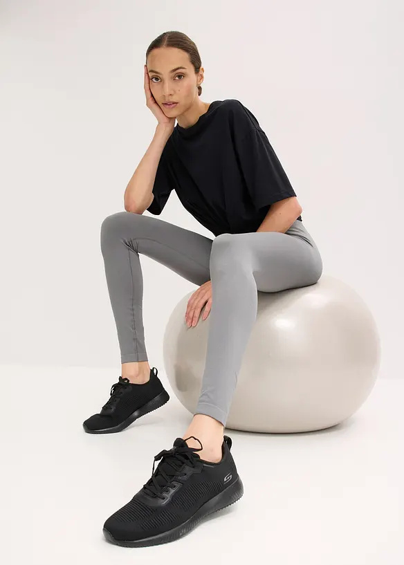 Leggings sportivi senza cuciture, arricciati dietro, bonprix