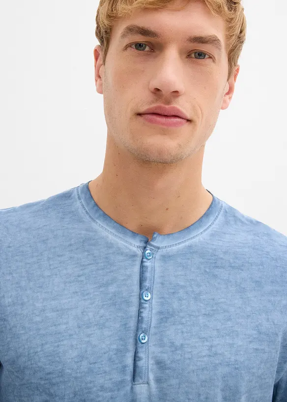 Maglia serafino a maniche lunghe in look lavato in puro cotone biologico, bonprix