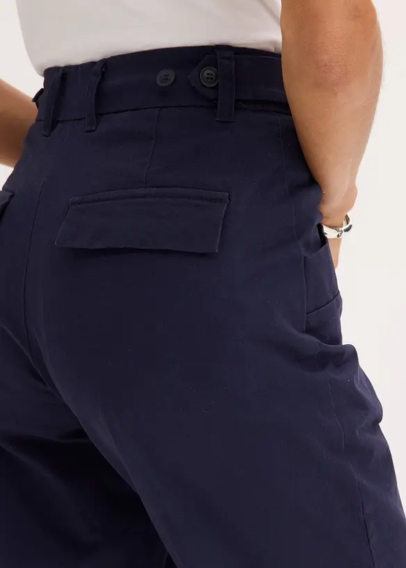 Pantaloni in satin tapered fit, bonprix