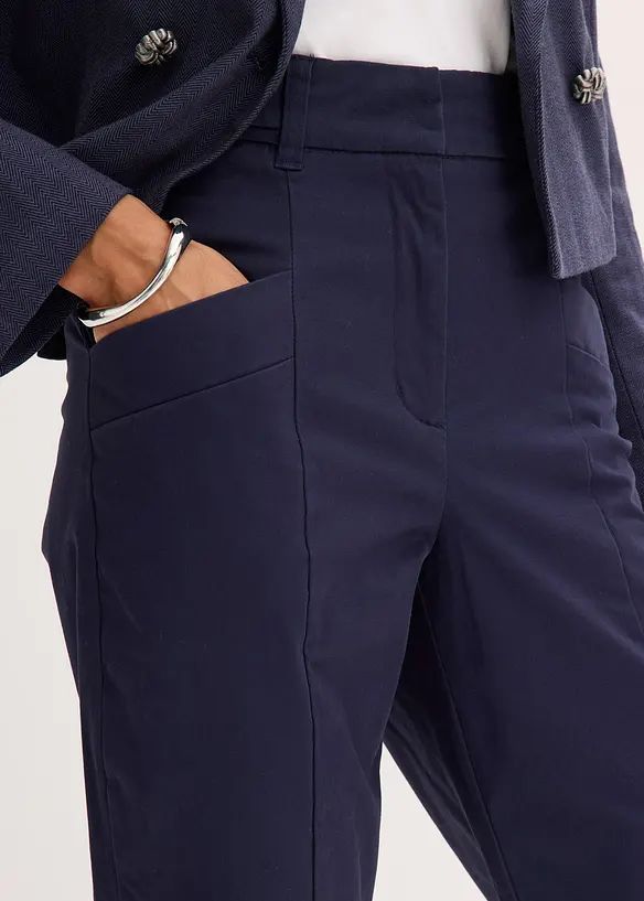 Pantaloni in satin tapered fit, bonprix