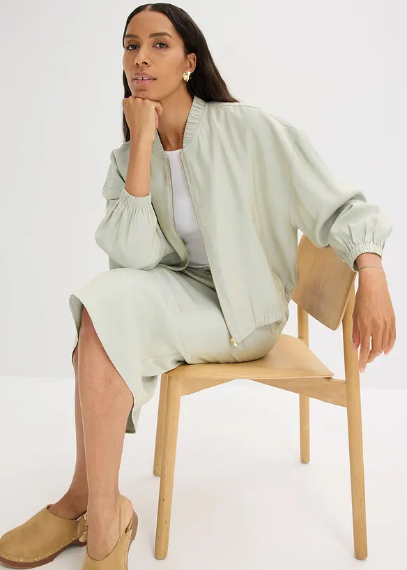 Bomber in materiale lucido, bonprix