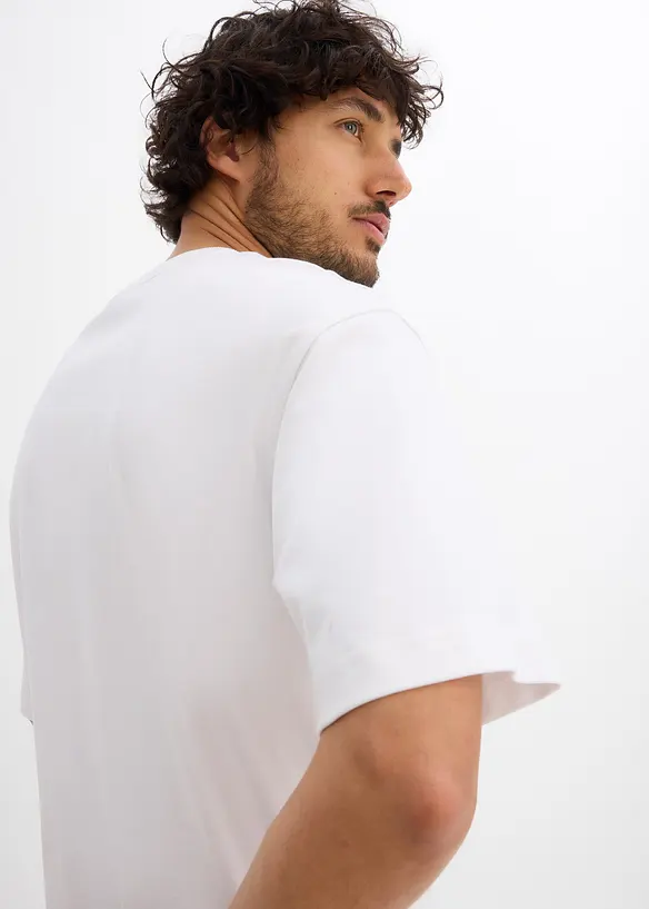 T-shirt in puro cotone biologico con scritta in 3D, loose fit, bonprix