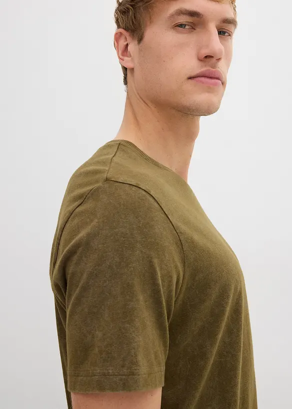 T-shirt in puro cotone biologico con effetto lavato, bonprix