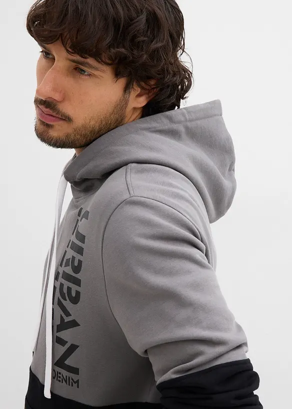 Felpa con cappuccio, slim fit, bonprix