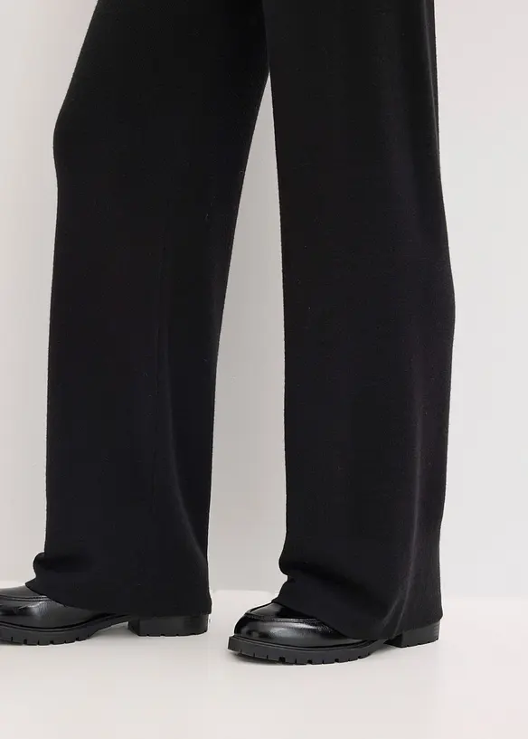 Pantaloni in maglia di soffice misto viscosa, bonprix