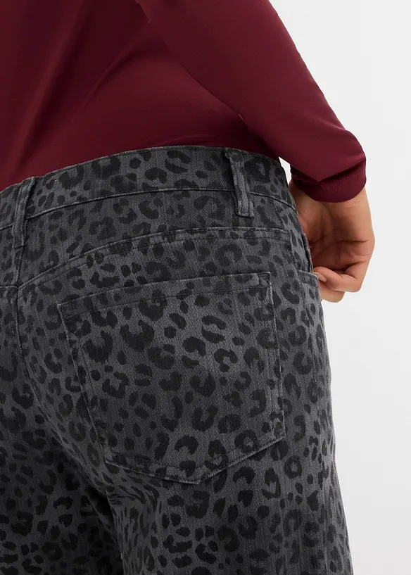 Pantaloni in twill leopardati wide leg, bonprix