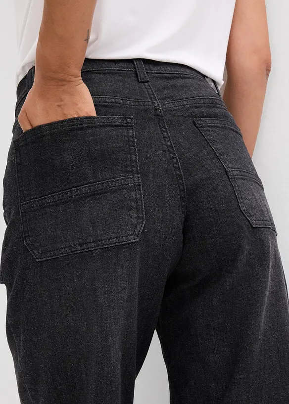 Jeans wide leg con tasche applicate, vita media, bonprix