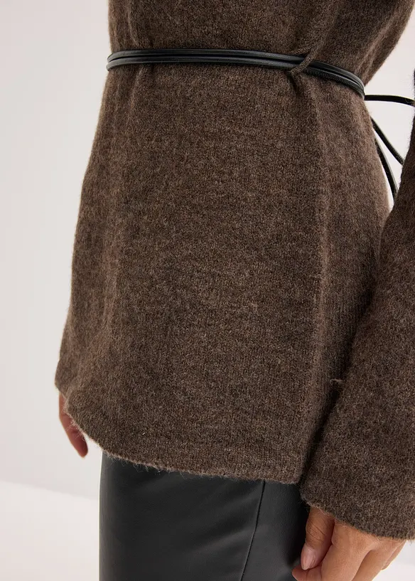 Maglia con percentuale di lana e cinturina in similpelle, bonprix