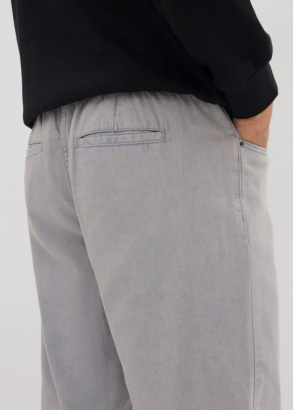 Pantaloni svasati con elastico in vita in twill di puro cotone, relaxed fit, bonprix