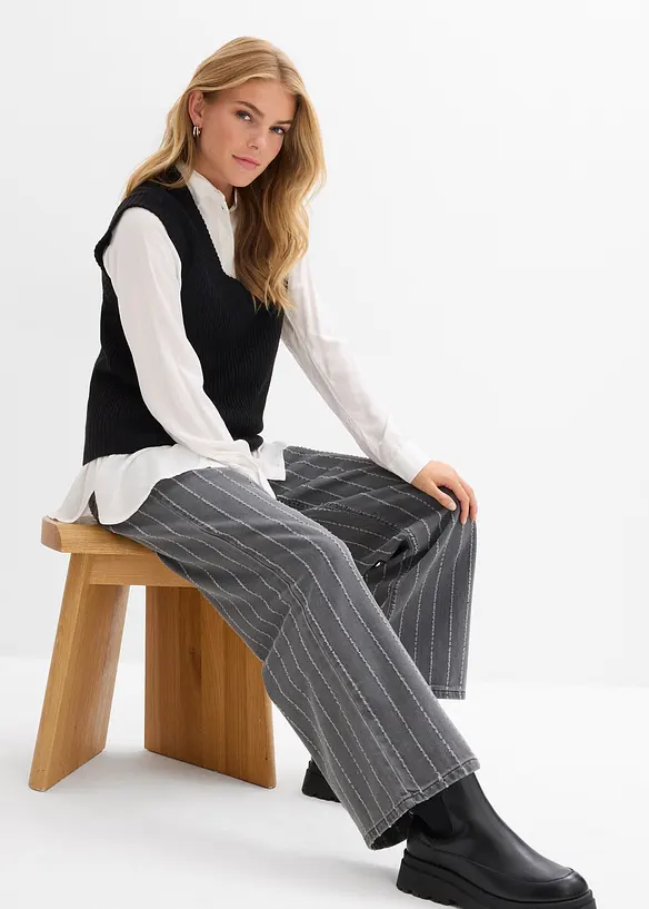 Jeans wide leg con effetti destroyed, vita alta, bonprix
