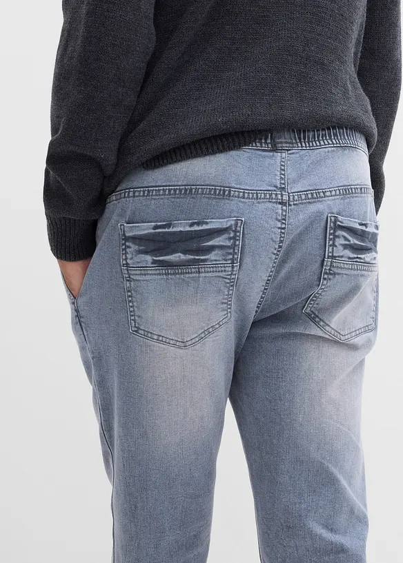 Jeans elasticizzati con elastico in vita regular fit, tapered, bonprix