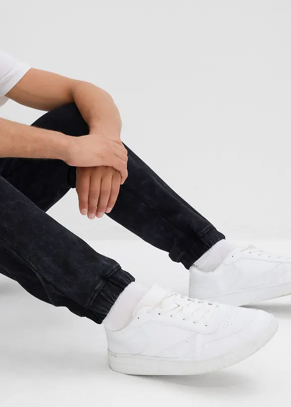 Pantaloni in felpa di puro cotone biologico effetto lavato, loose fit, bonprix