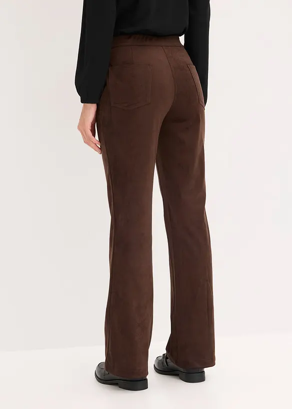 Pantaloni a gamba svasata in similpelle scamosciata, bonprix