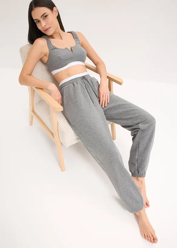 Pantaloni loungewear in felpa con tasche, bonprix