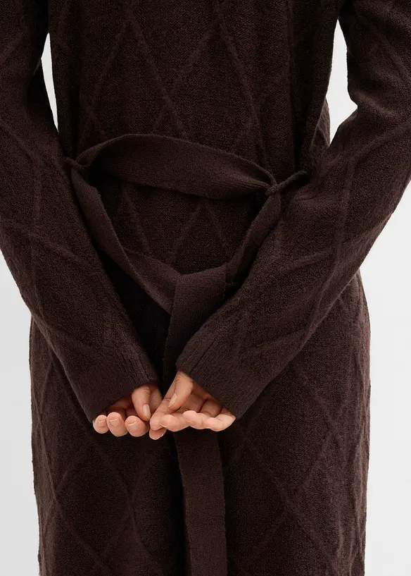 Maxi cardigan in maglia con motivo a rombi, bonprix