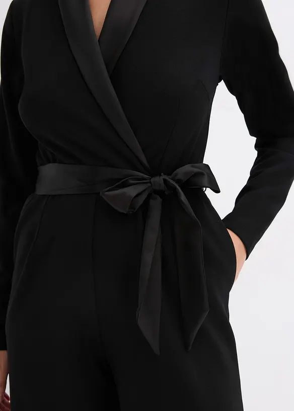 Tuta in crêpe strutturato con inserto di satin, bonprix