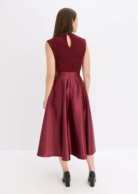 Abito midi in satin lucido con pizzo, bonprix