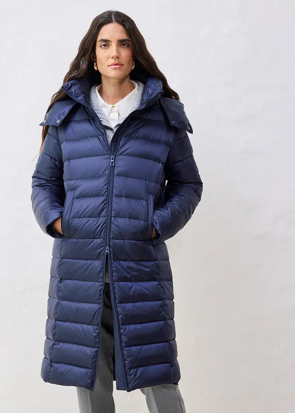 Piumino lungo con piume riciclate, bonprix