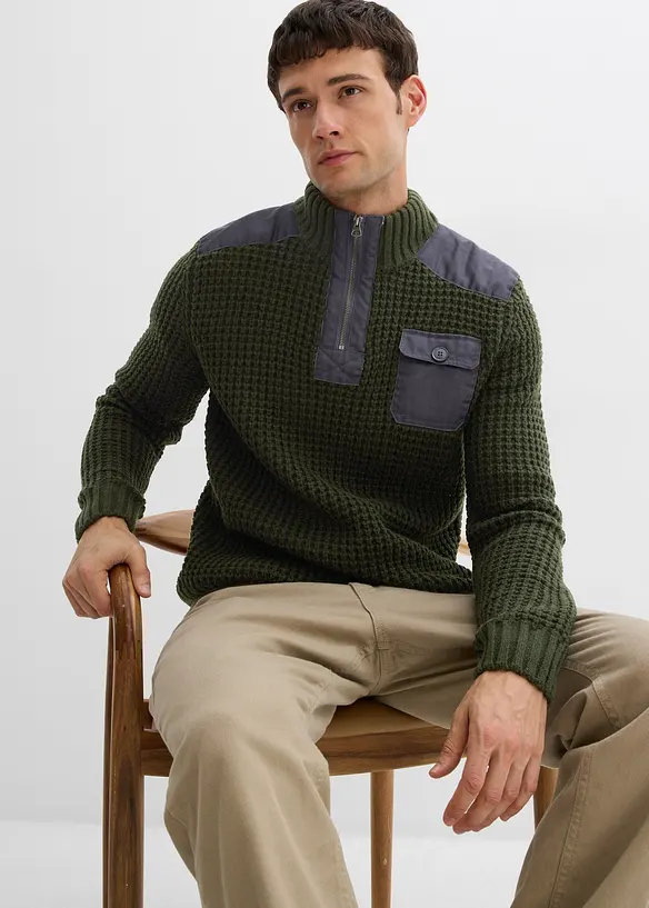 Maglione in filato grosso con zip e applicazioni in tessuto, bonprix