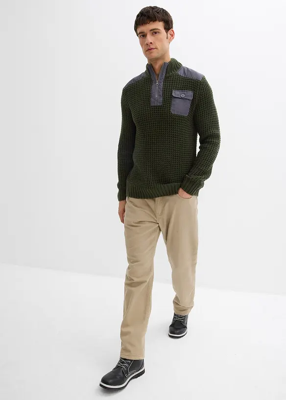 Maglione in filato grosso con zip e applicazioni in tessuto, bonprix