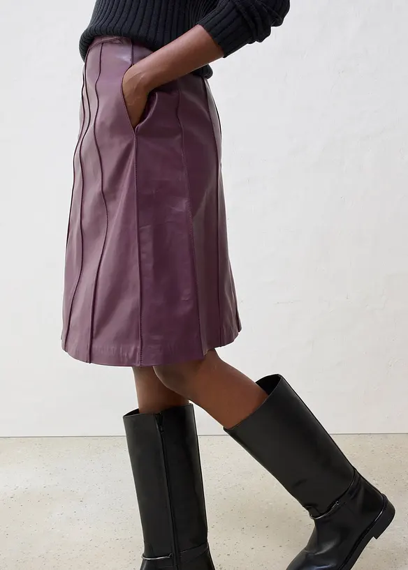 Gonna svasata in nappa di agnello, bonprix