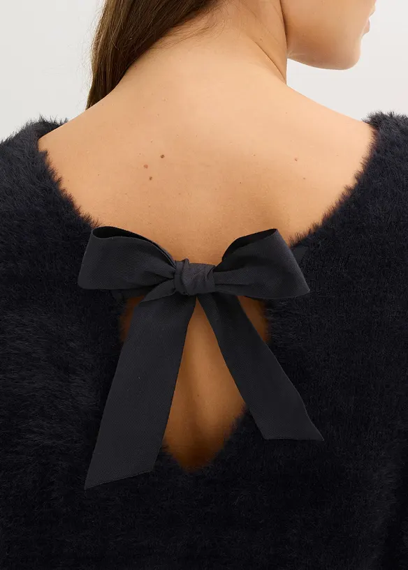 Maglione lungo in filato piumato morbido, bonprix