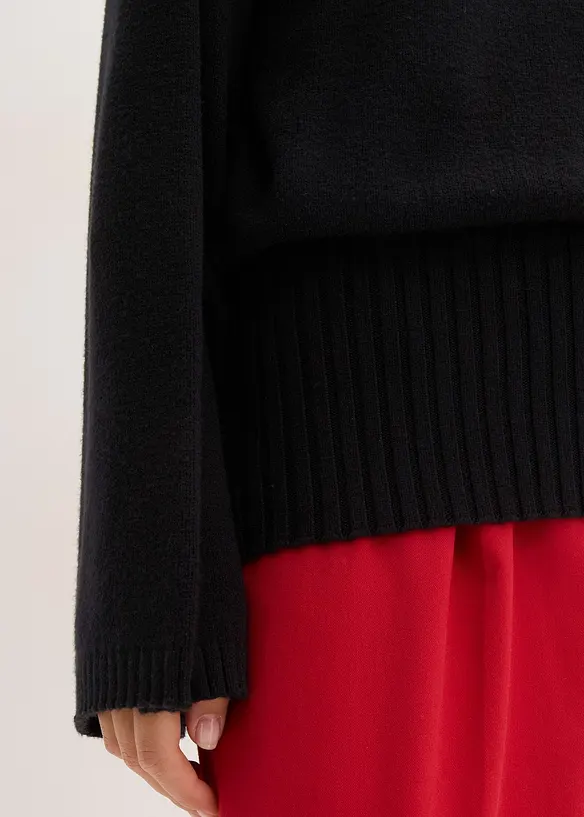 Maglione oversize in misto viscosa morbido, bonprix