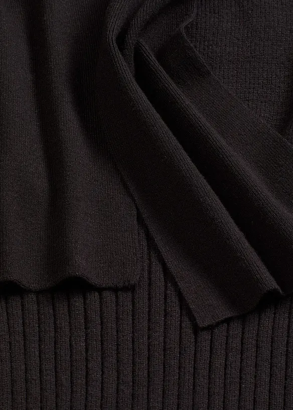 Maglione oversize in misto viscosa morbido, bonprix