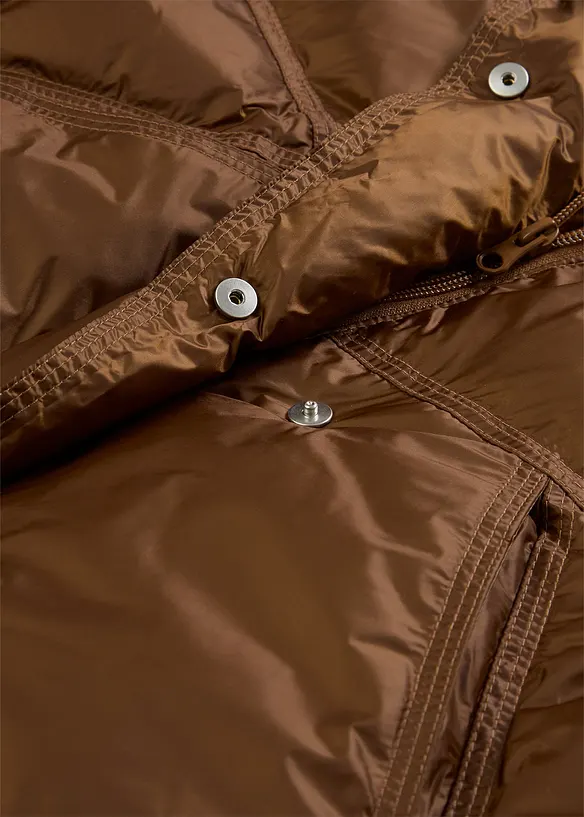 Gilet trapuntato con piume riciclate, bonprix