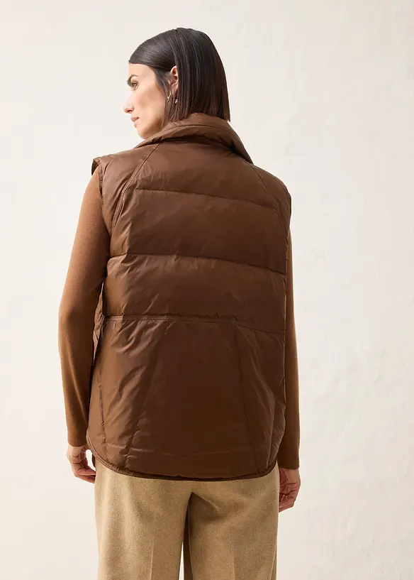 Gilet trapuntato con piume riciclate, bonprix
