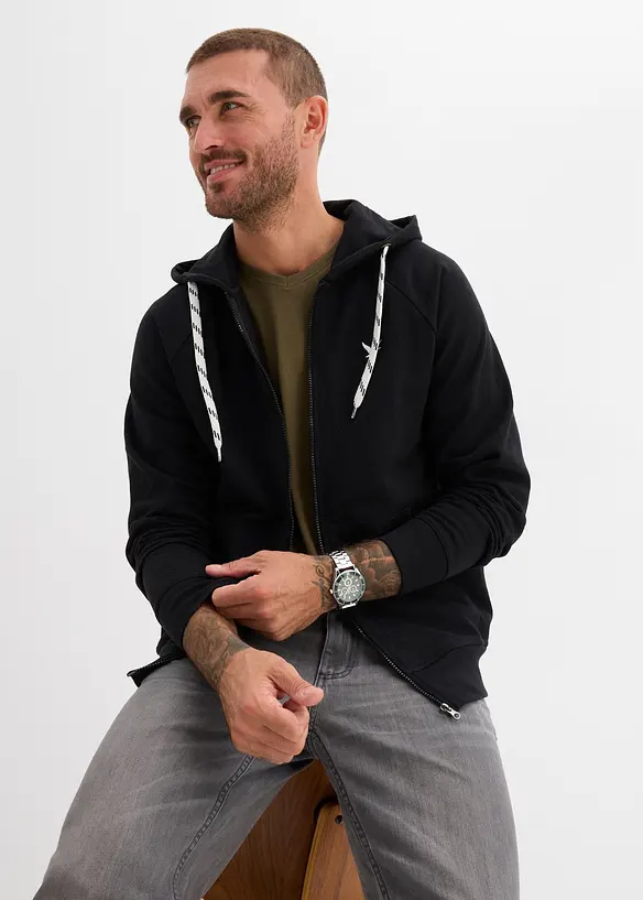 Felpa con zip, cappuccio e dettagli a contrasto, bonprix
