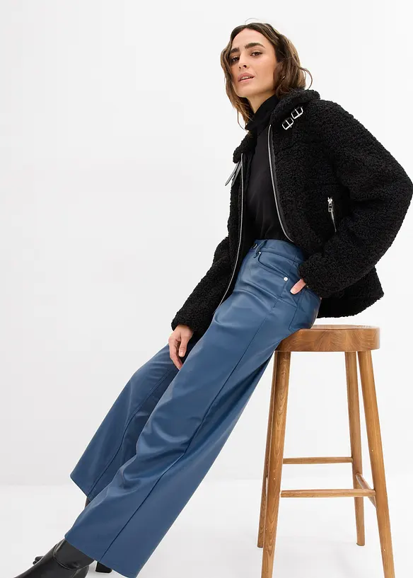 Pantaloni larghi in similpelle, bonprix