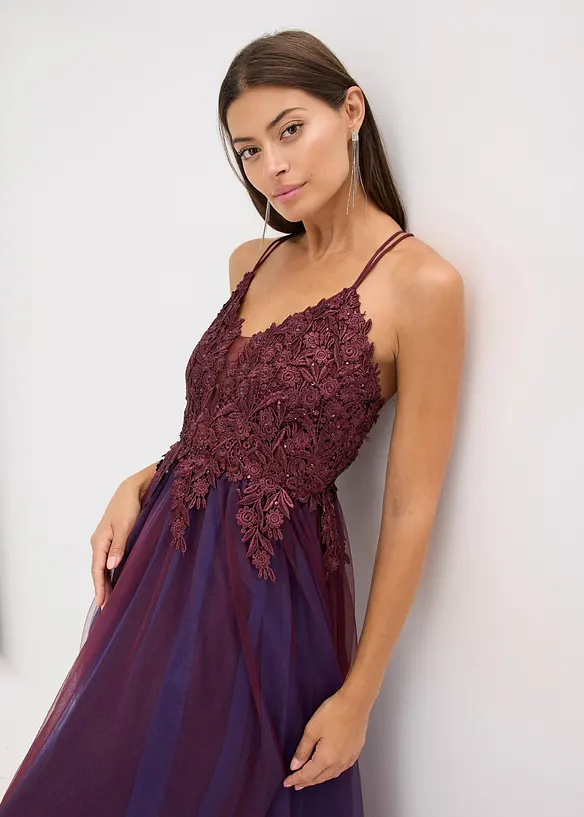 Abito lungo in tulle delicato con pizzo, bonprix