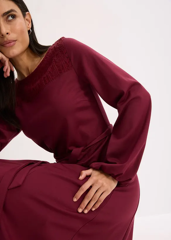 Abito in punto di Roma con pizzo, bonprix