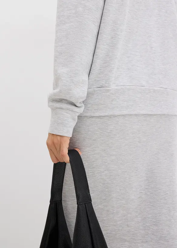 Felpa con piccole borchie, bonprix