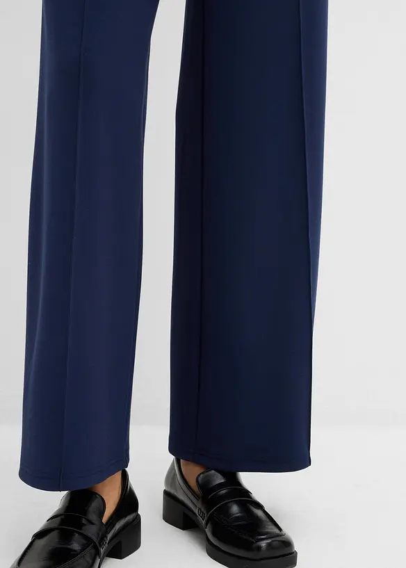 Pantaloni bootcut in misto viscosa leggermente lucido, bonprix