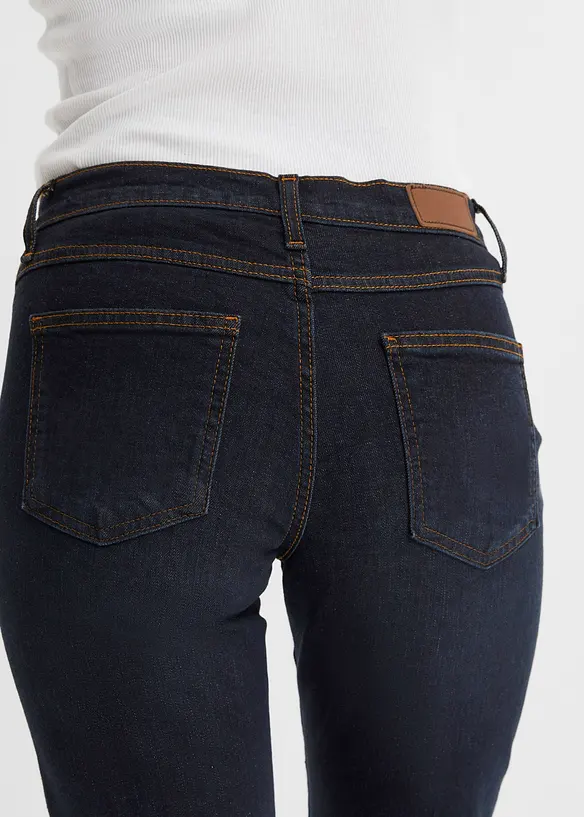 Jeans elasticizzati slim straight, vita media, bonprix