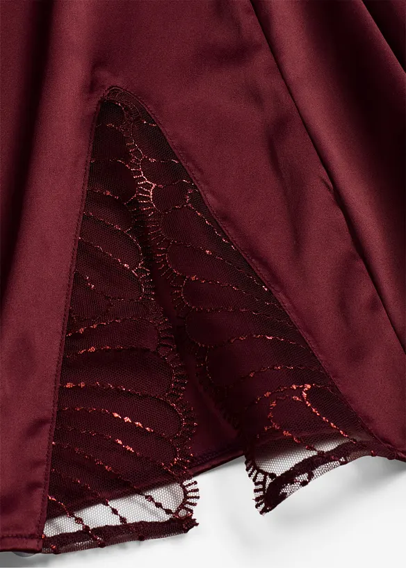 Sottoveste di satin con ricami raffinati, bonprix