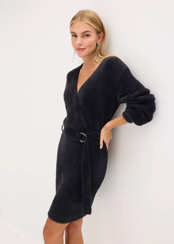 Abito in maglia aderente con accessorio, bonprix